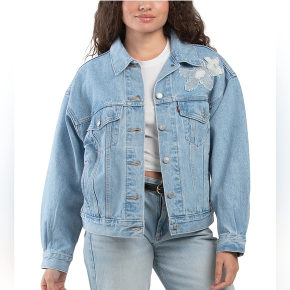 🔹️Levi's 🔹️ Blue 90's Trucker Coast To Coast Denim  Floral Embroidery Jacket - Picture 1 of 4